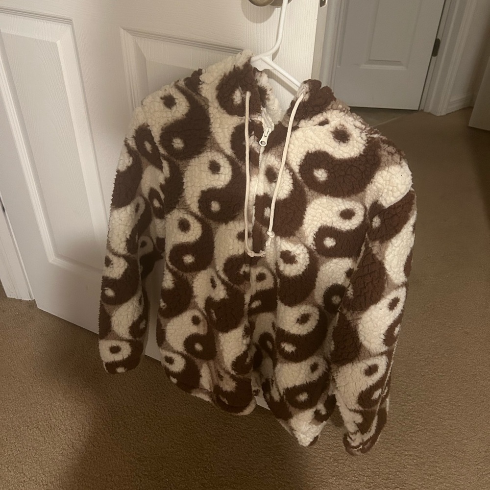 ying yang sherpa jacket